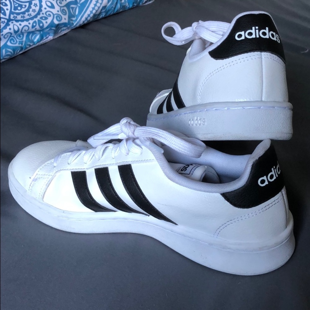 adidas grand court/ all star shoes